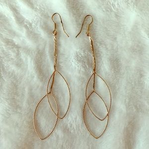 💞$3/3 pairs of earrings!💞